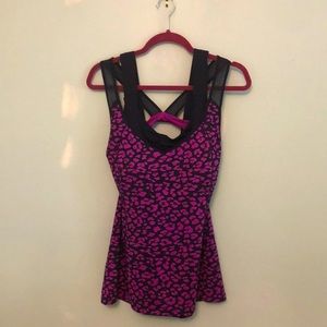 Lululemon top with built in bra size 10